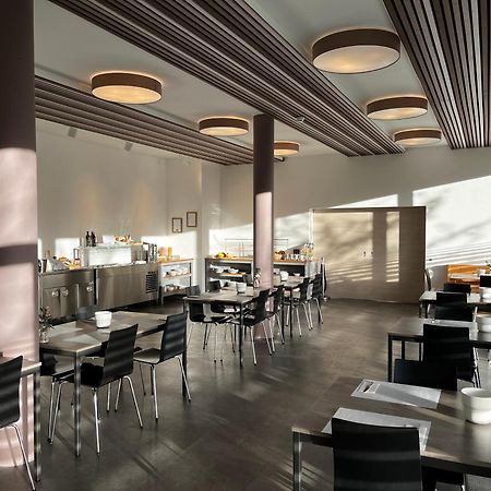 Motel & Aparthotel Brueggli Emmen Ngoại thất bức ảnh